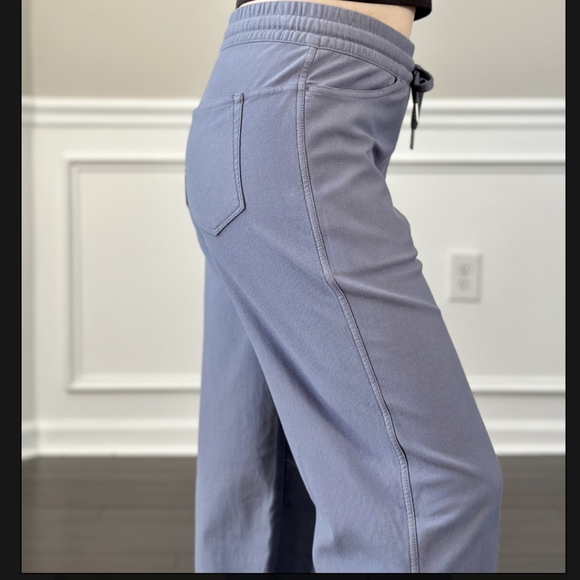Athleta Farallon Pant & Elation Jogger Blue XS - Picture 2 of 5